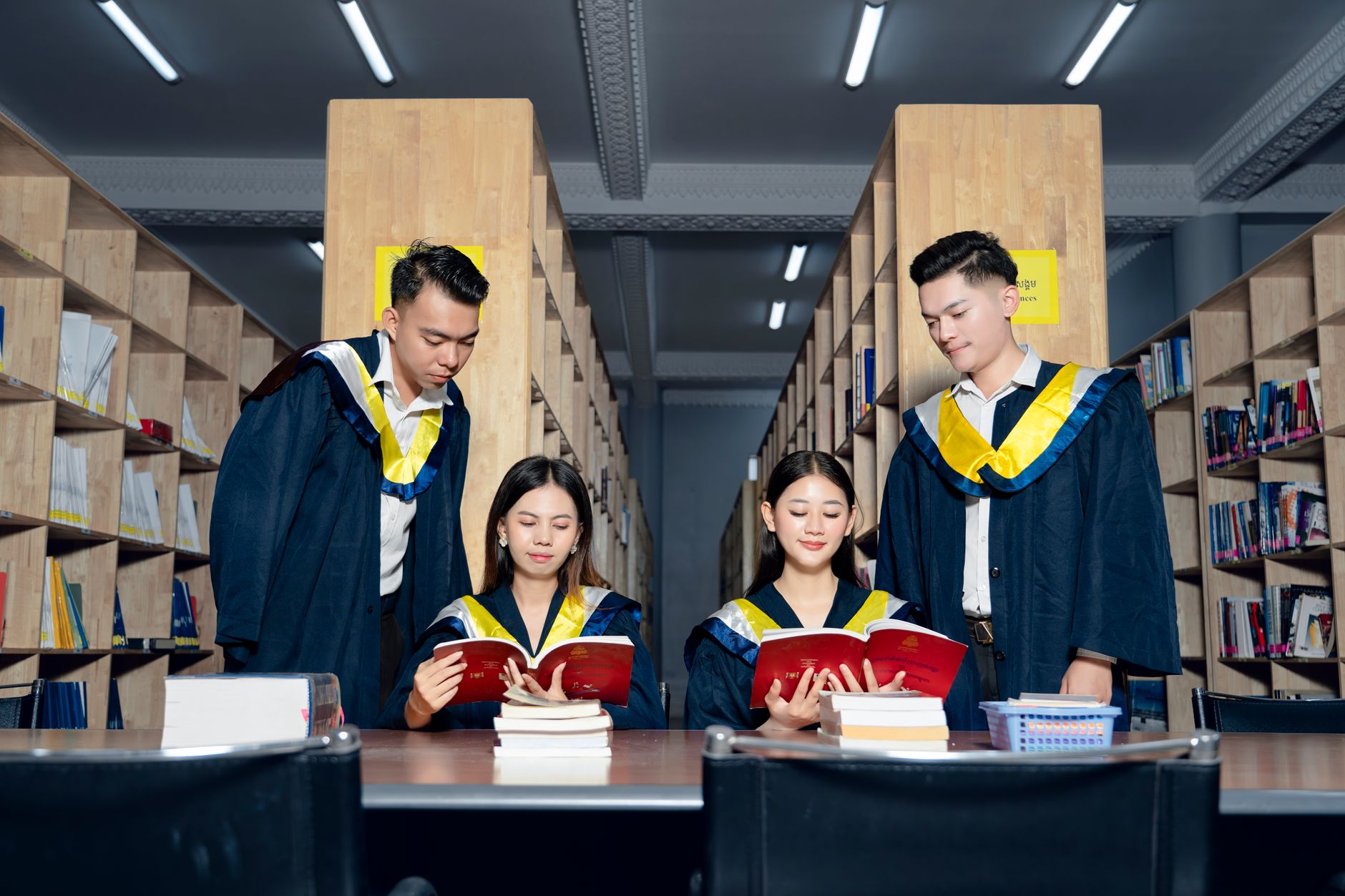 香港城市大学（City University of Hong Kong）研究生语言与选课怎么看：学科实力判断与官方入学条款